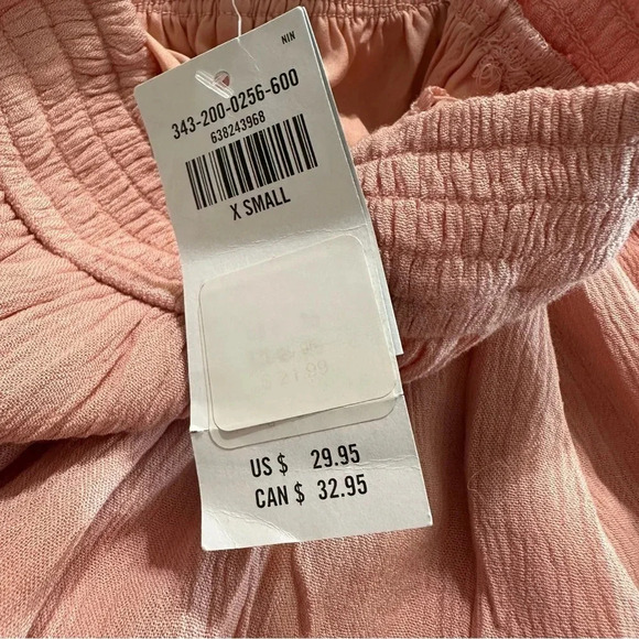 Hollister women's ultra high rise pink skirt XS, nwt - Picture 4 of 4